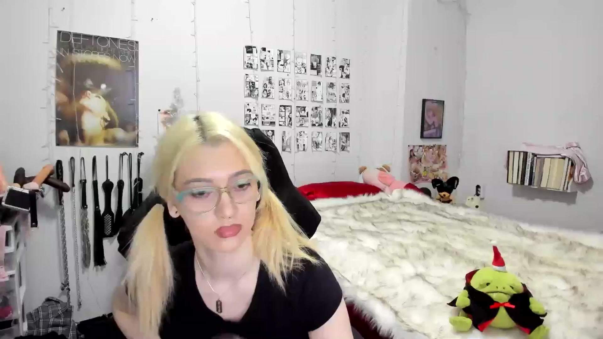 Gallery image thumbnail from AnnaTame's myfreecams stream on, 12/04/2025, 06:03 image 4 of 20