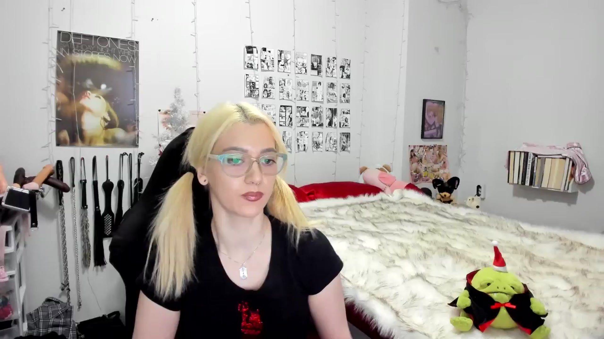 Gallery image thumbnail from AnnaTame's myfreecams stream on, 12/04/2025, 06:03 image 1 of 20