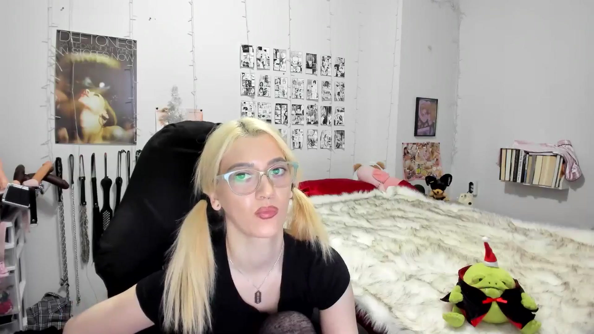 Gallery image thumbnail from AnnaTame's myfreecams stream on, 12/04/2025, 06:03 image 18 of 20