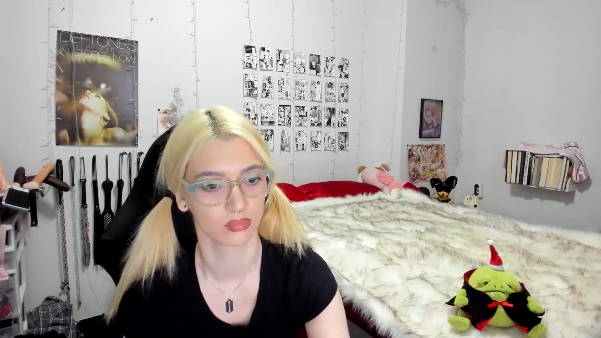 Gallery image thumbnail from AnnaTame's myfreecams stream on, 12/04/2025, 06:03 image 12 of 20
