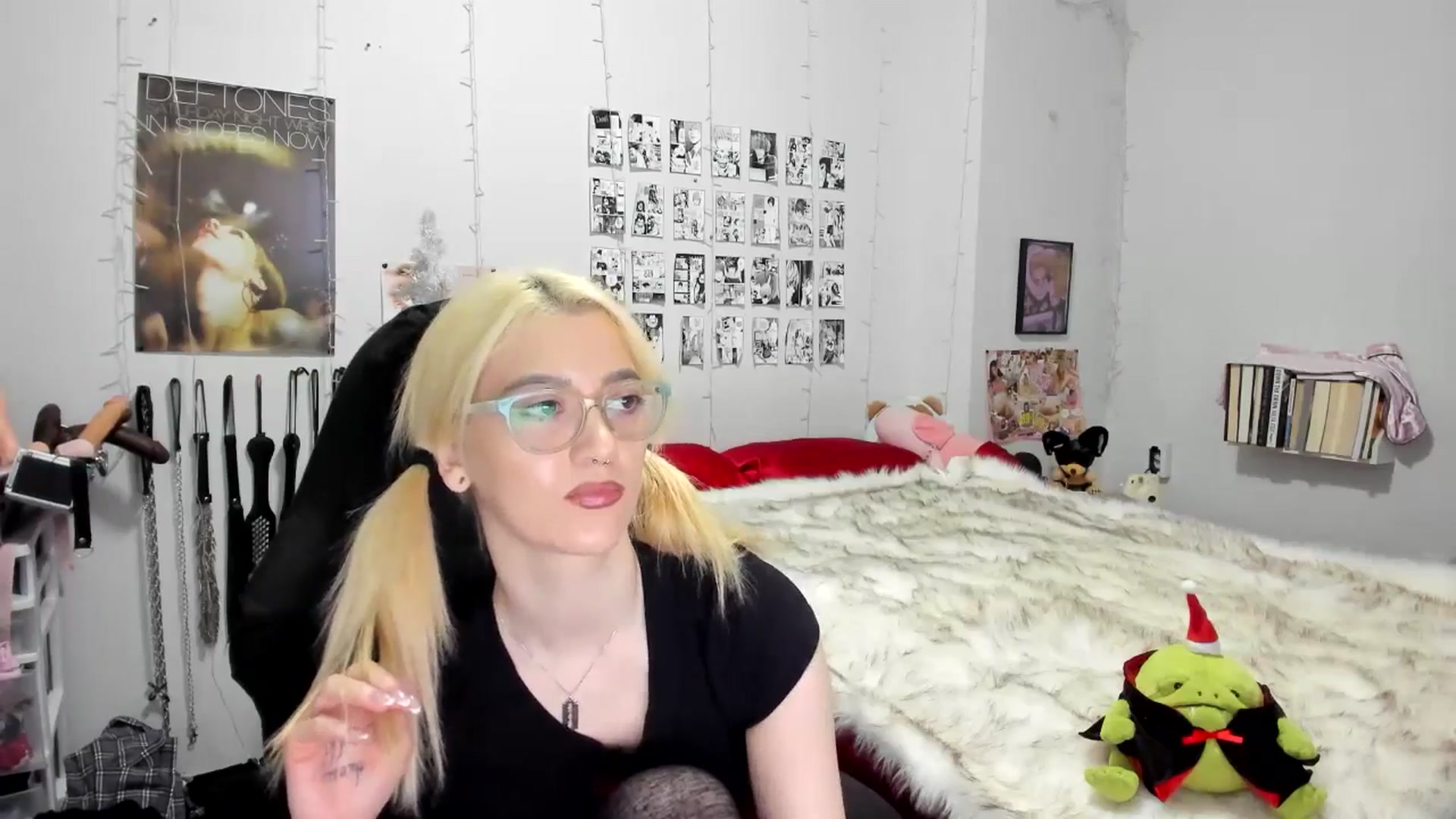 Gallery image thumbnail from AnnaTame's myfreecams stream on, 12/04/2025, 06:03 image 17 of 20