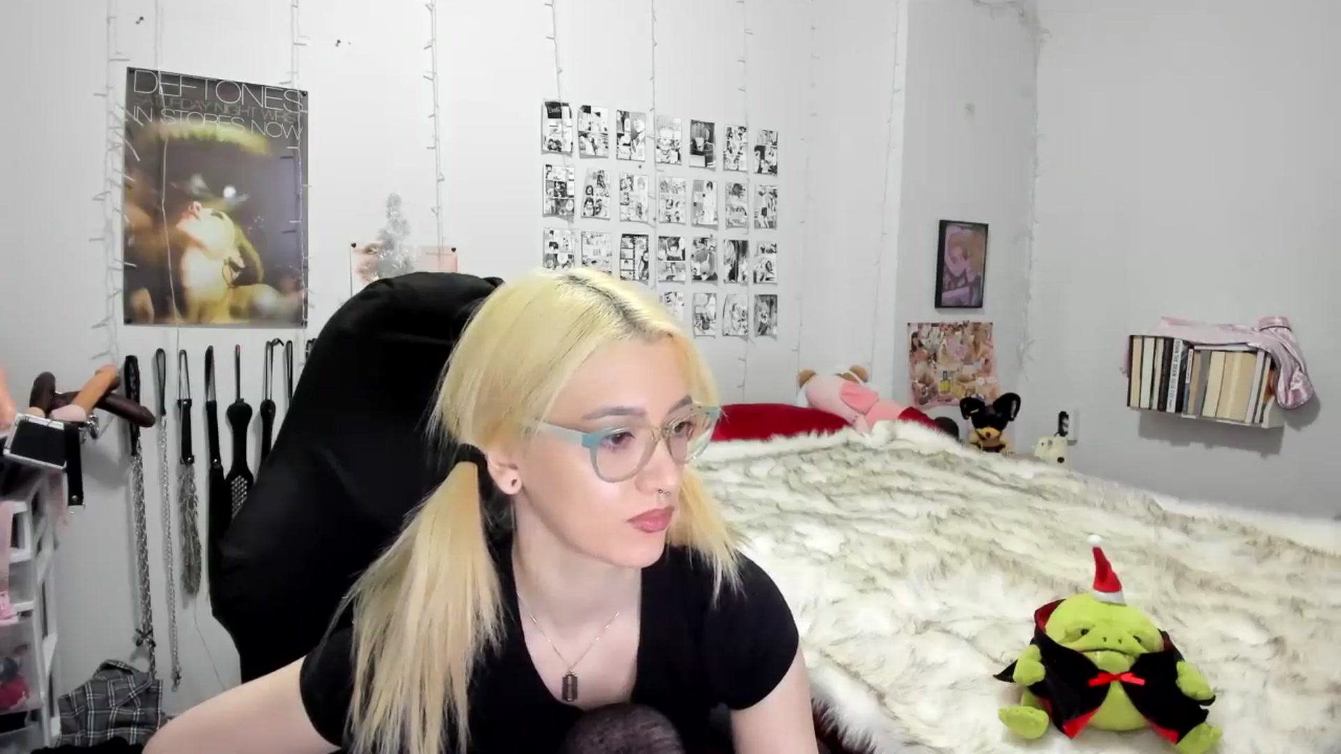 Gallery image thumbnail from AnnaTame's myfreecams stream on, 12/04/2025, 06:03 image 16 of 20