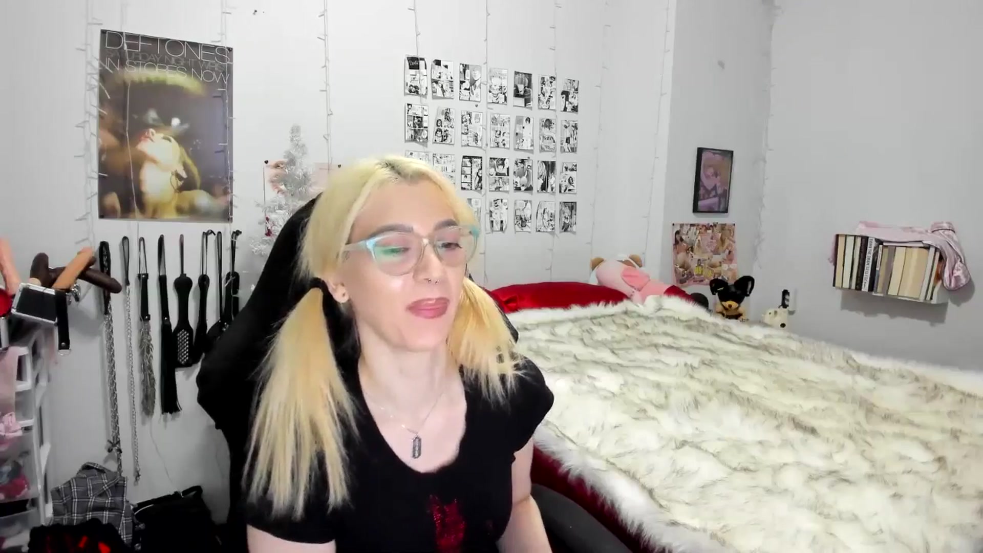 Gallery image thumbnail from AnnaTame's myfreecams stream on, 12/04/2025, 07:40 image 13 of 20