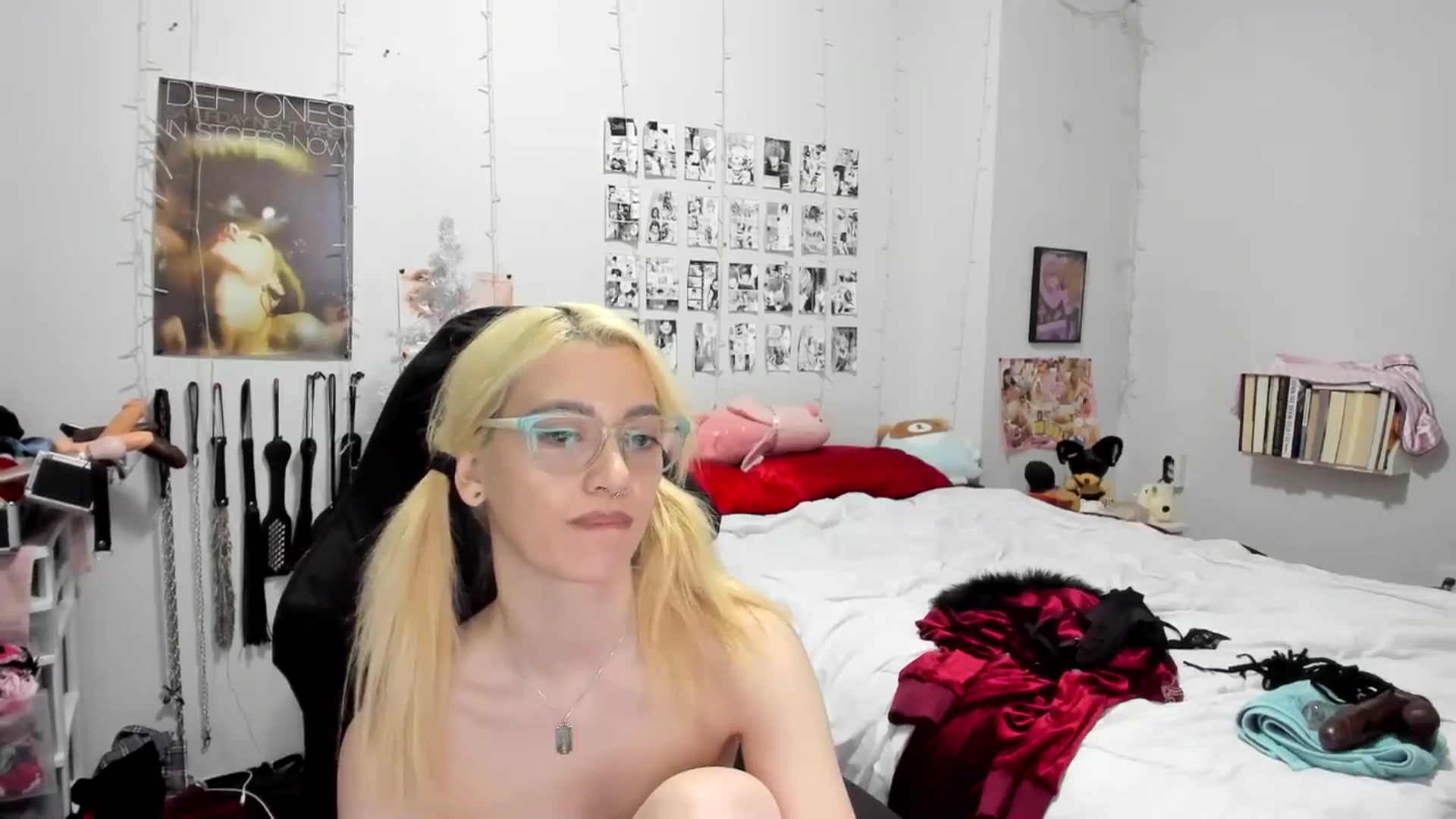 Gallery image thumbnail from AnnaTame's myfreecams stream on, 12/05/2025, 09:23 image 15 of 20