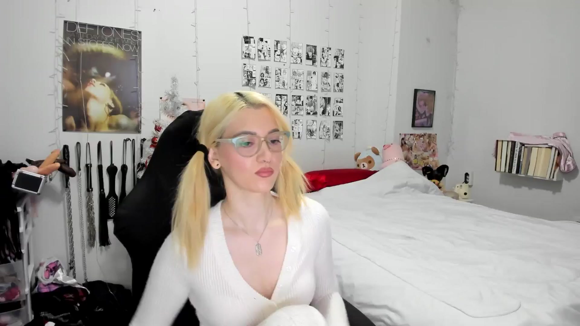 Gallery image thumbnail from AnnaTame's myfreecams stream on, 12/07/2025, 05:02 image 16 of 20