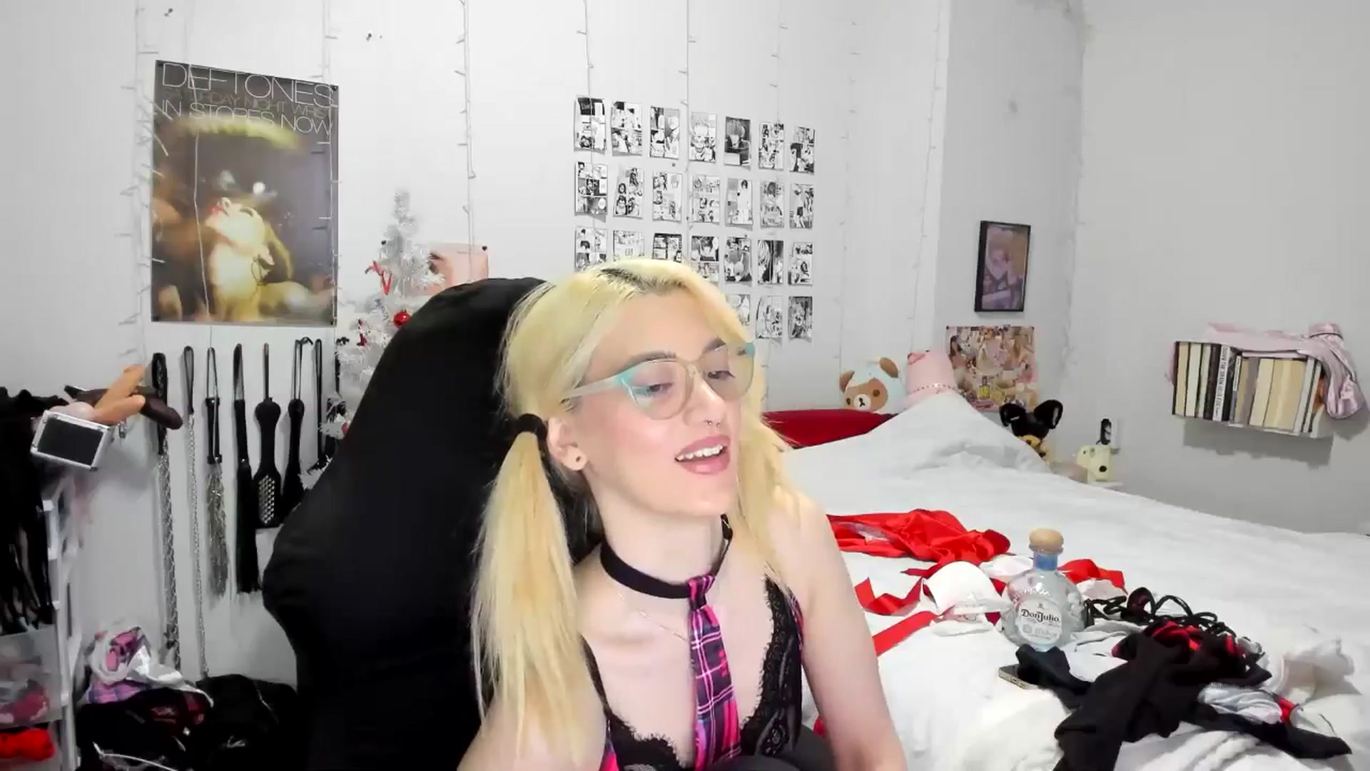 Gallery image thumbnail from AnnaTame's myfreecams stream on, 12/07/2025, 08:11 image 15 of 20