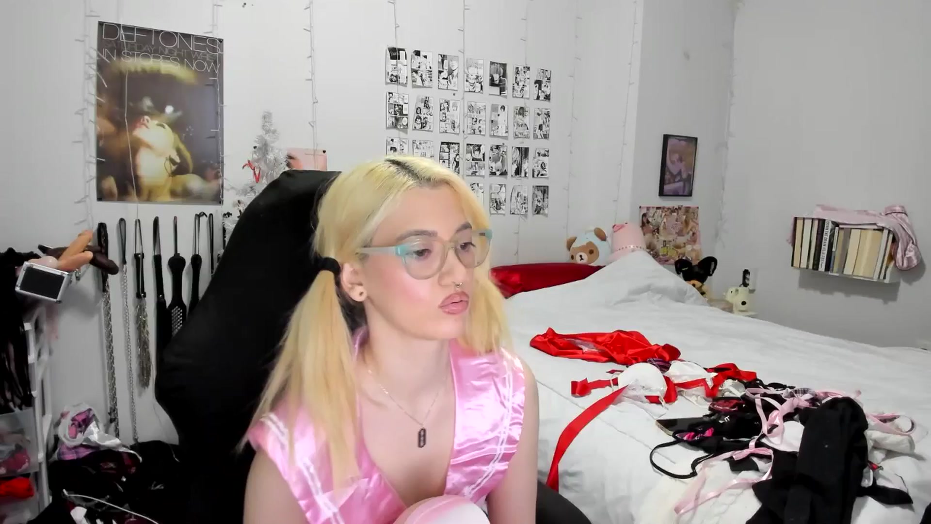 Gallery image thumbnail from AnnaTame's myfreecams stream on, 12/07/2025, 10:02 image 9 of 20