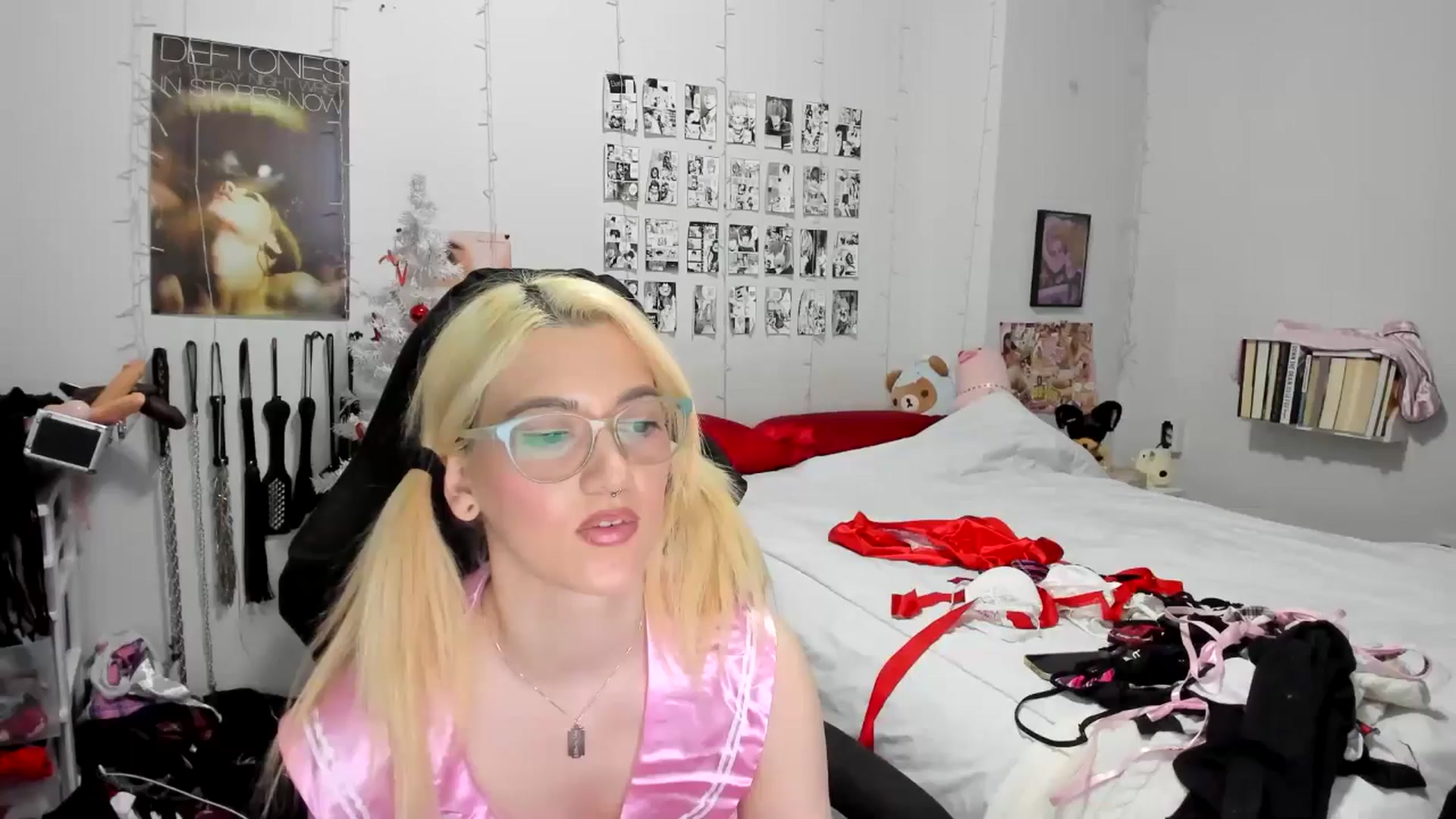 Gallery image thumbnail from AnnaTame's myfreecams stream on, 12/07/2025, 10:02 image 7 of 20