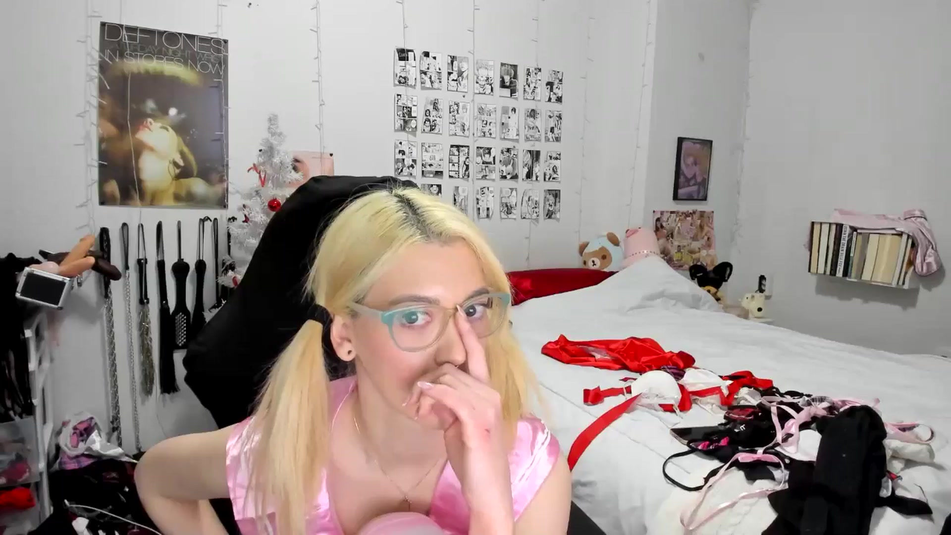 Gallery image thumbnail from AnnaTame's myfreecams stream on, 12/07/2025, 10:02 image 14 of 20