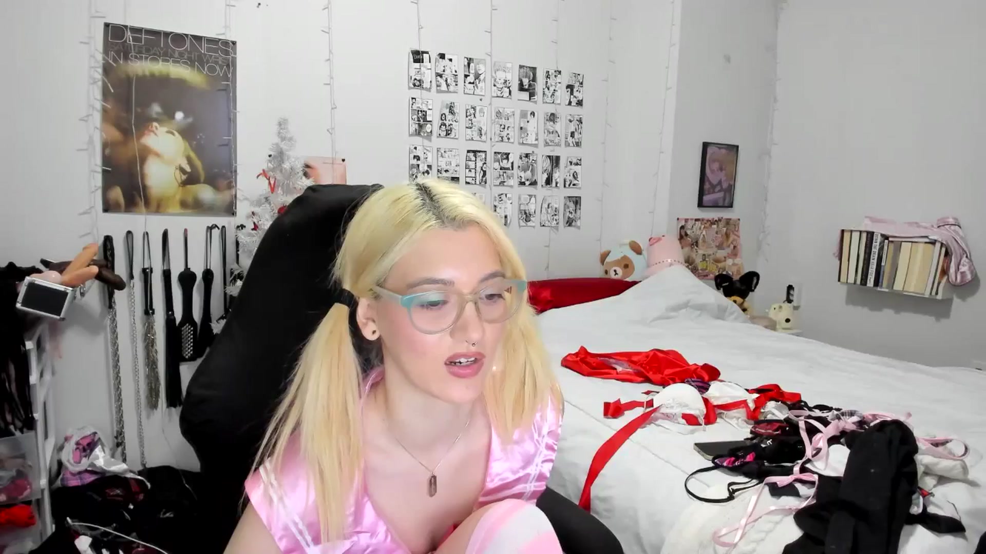 Gallery image thumbnail from AnnaTame's myfreecams stream on, 12/07/2025, 10:02 image 1 of 20
