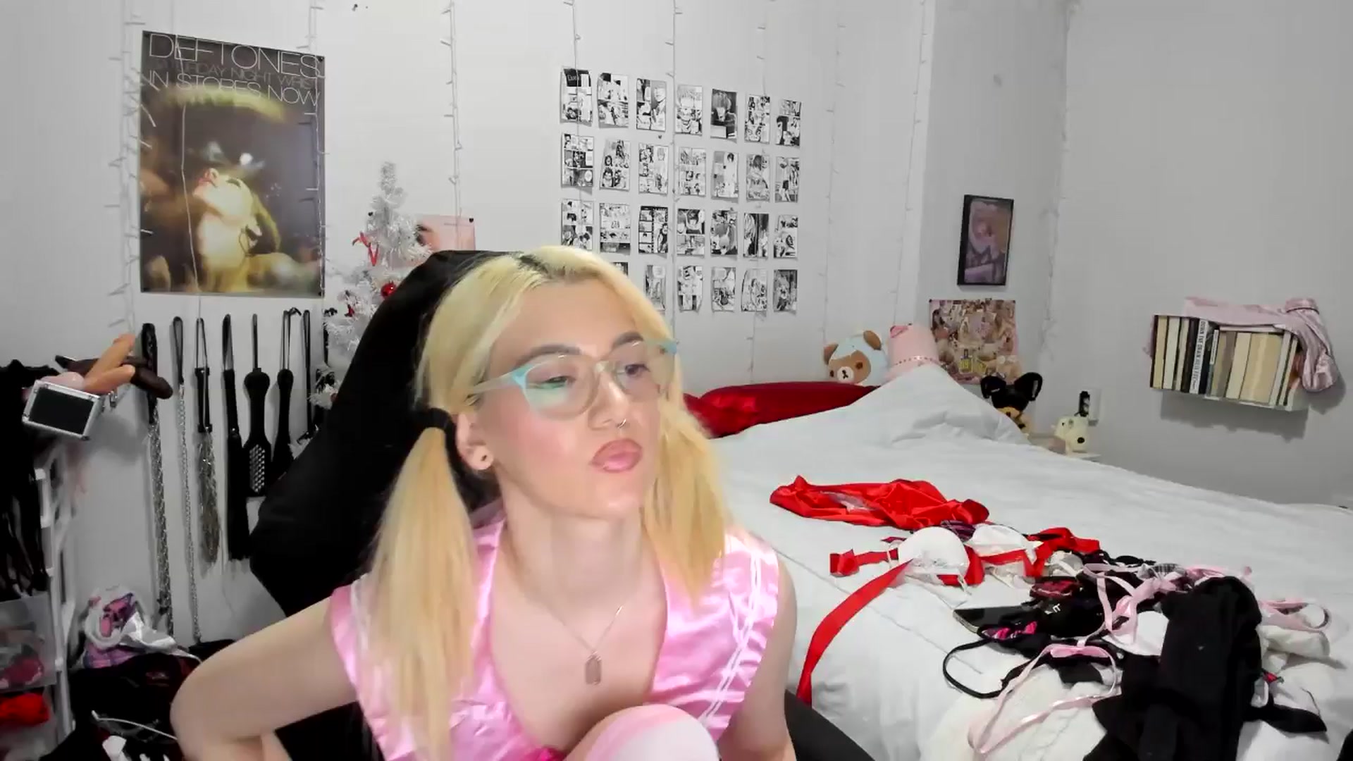 Gallery image thumbnail from AnnaTame's myfreecams stream on, 12/07/2025, 10:02 image 13 of 20