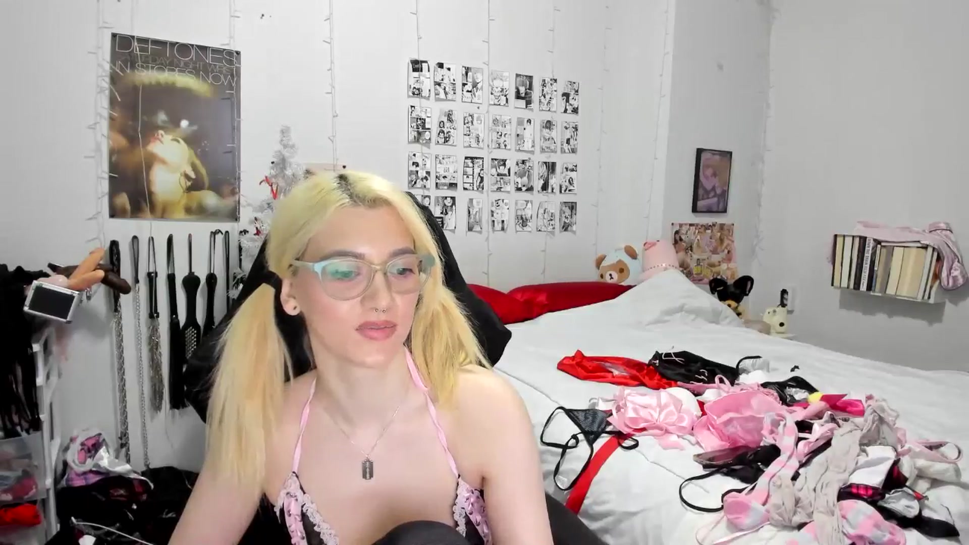 Gallery image thumbnail from AnnaTame's myfreecams stream on, 12/07/2025, 11:48 image 2 of 20