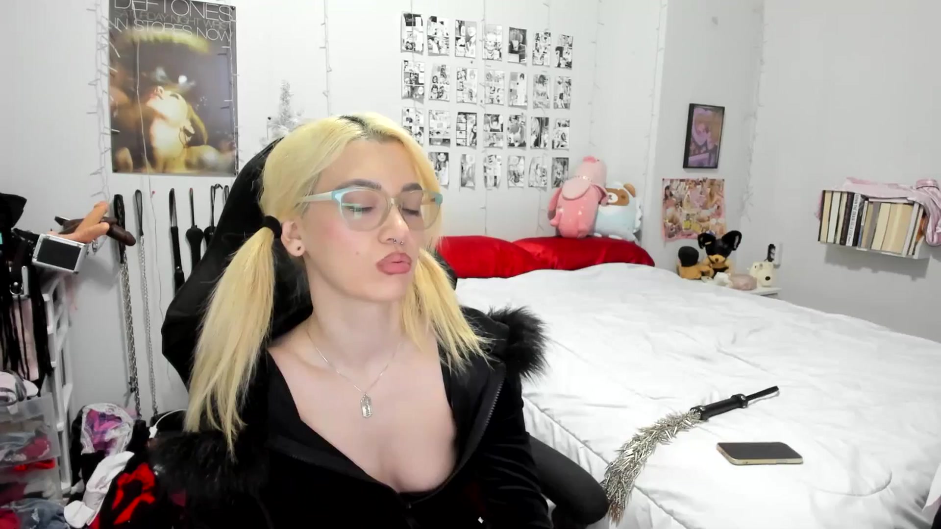 Gallery image thumbnail from AnnaTame's myfreecams stream on, 12/08/2025, 08:03 image 1 of 20