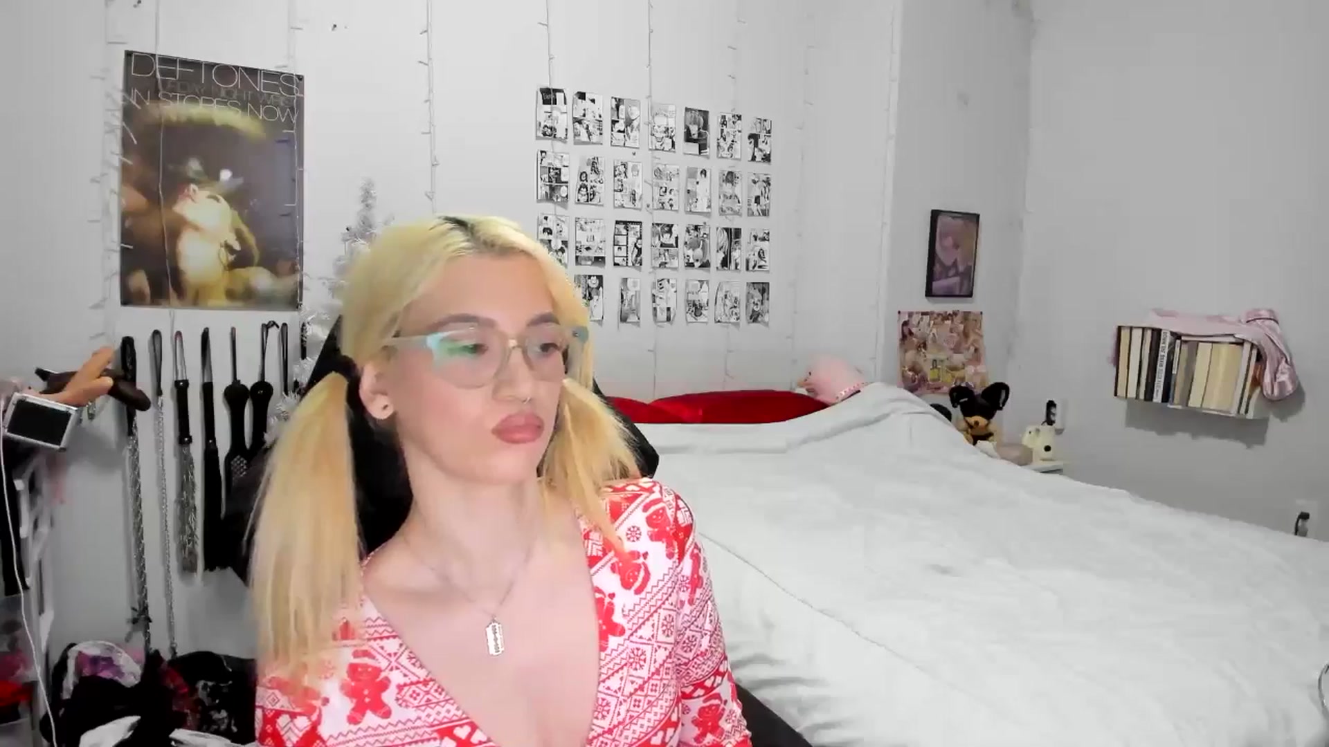 Gallery image thumbnail from AnnaTame's myfreecams stream on, 12/09/2025, 06:54 image 9 of 20