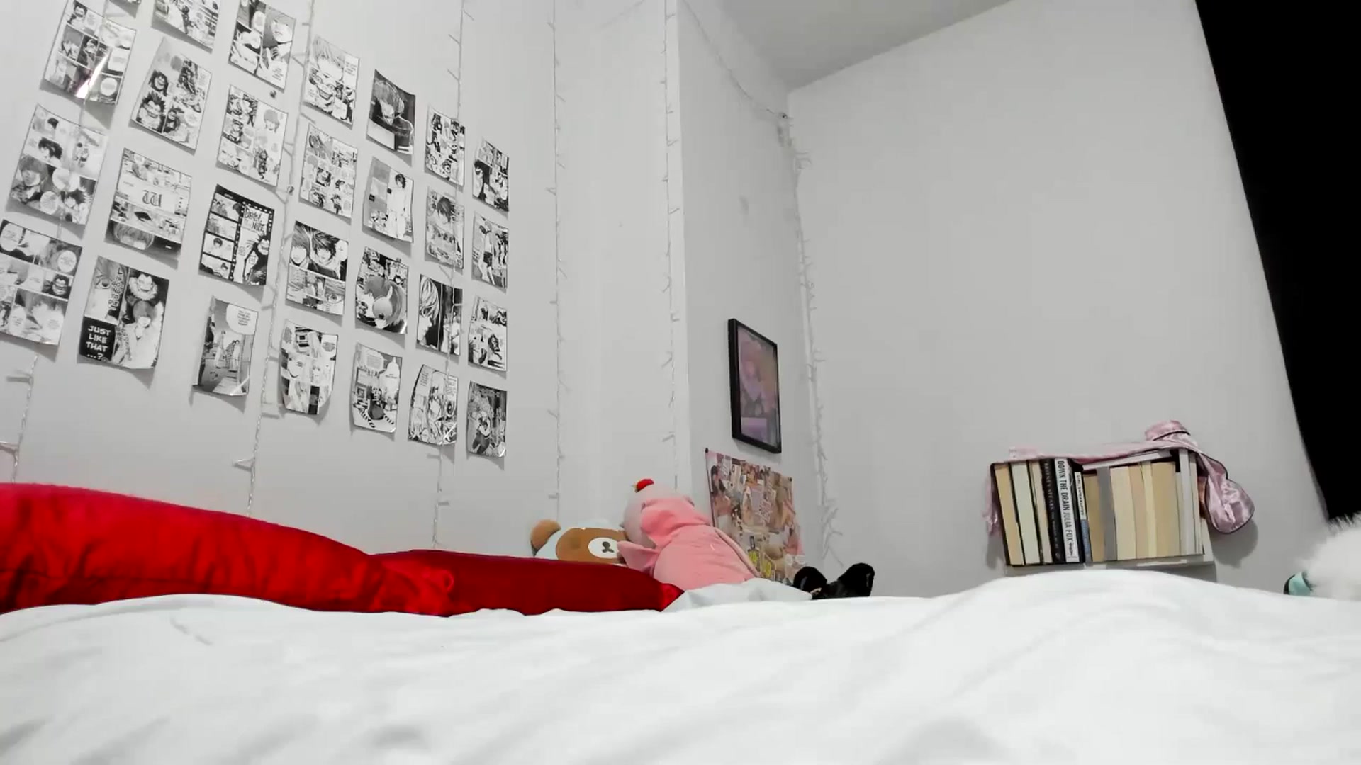 Gallery image thumbnail from AnnaTame's myfreecams stream on, 12/10/2025, 06:35 image 18 of 20
