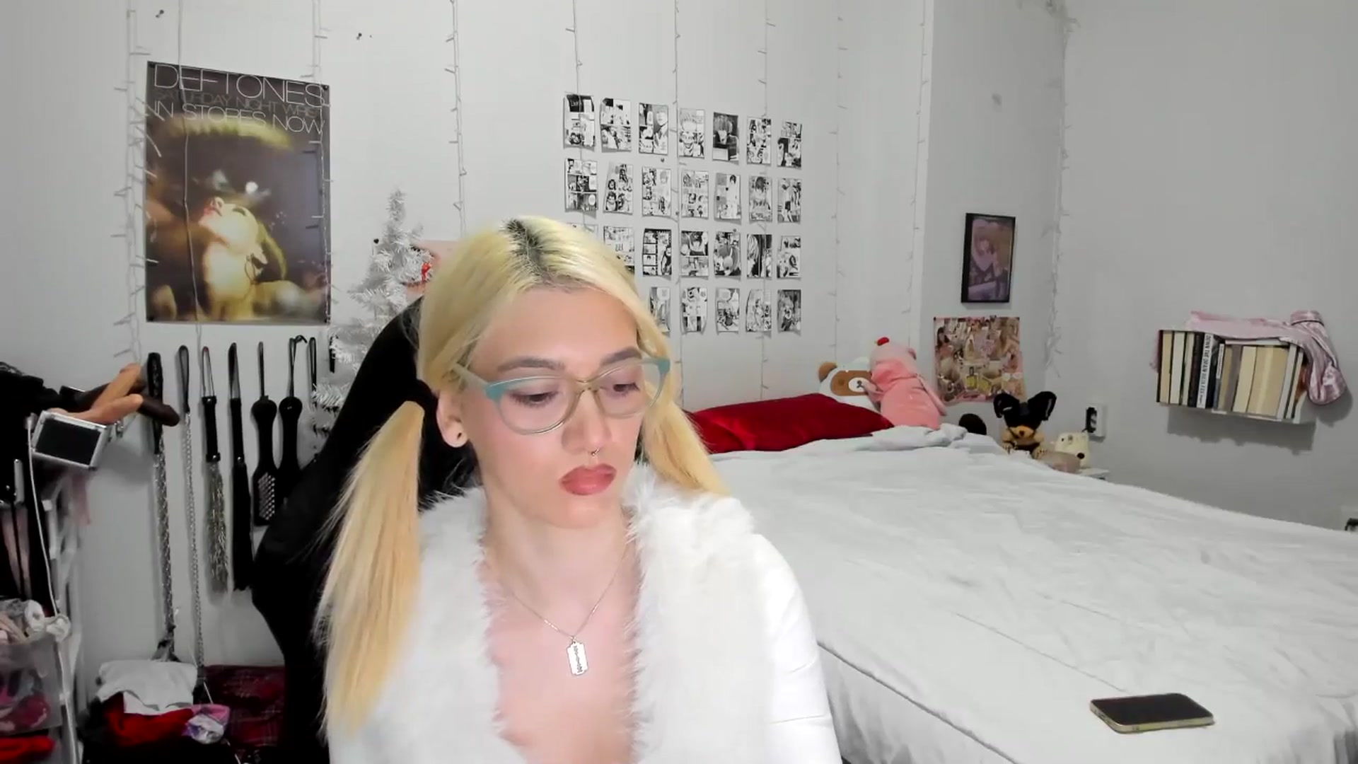 Gallery image thumbnail from AnnaTame's myfreecams stream on, 12/10/2025, 06:35 image 6 of 20