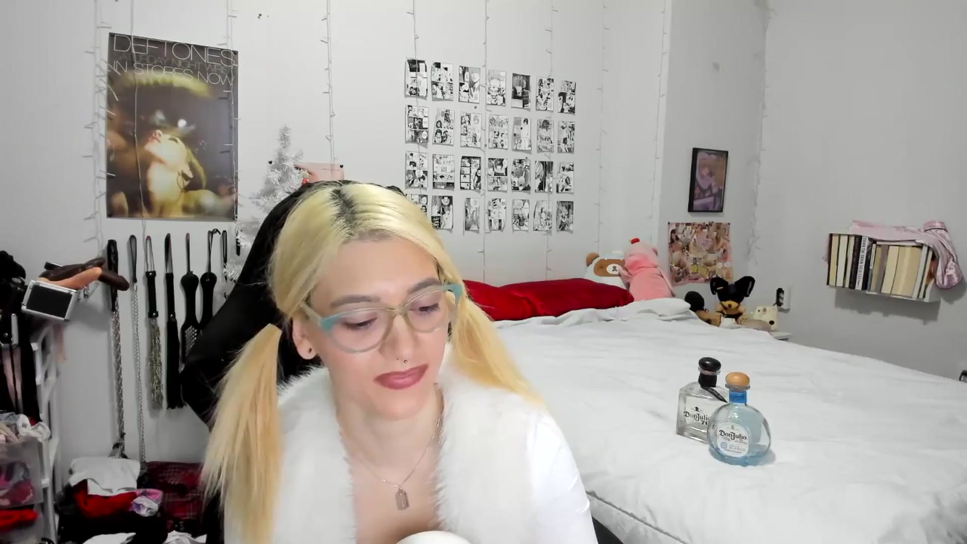 Gallery image thumbnail from AnnaTame's myfreecams stream on, 12/10/2025, 09:38 image 15 of 20