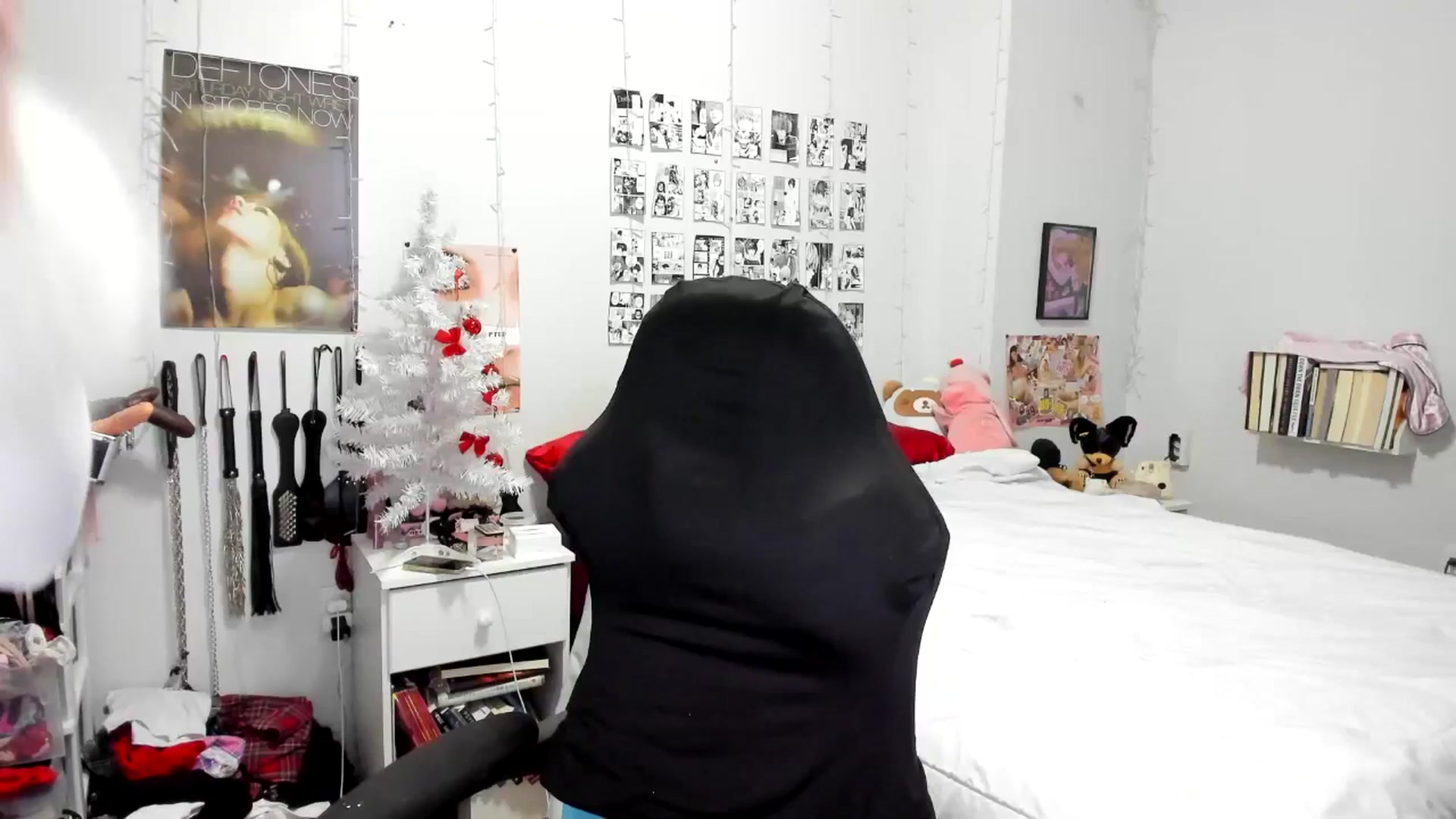 Gallery image thumbnail from AnnaTame's myfreecams stream on, 12/10/2025, 09:38 image 18 of 20
