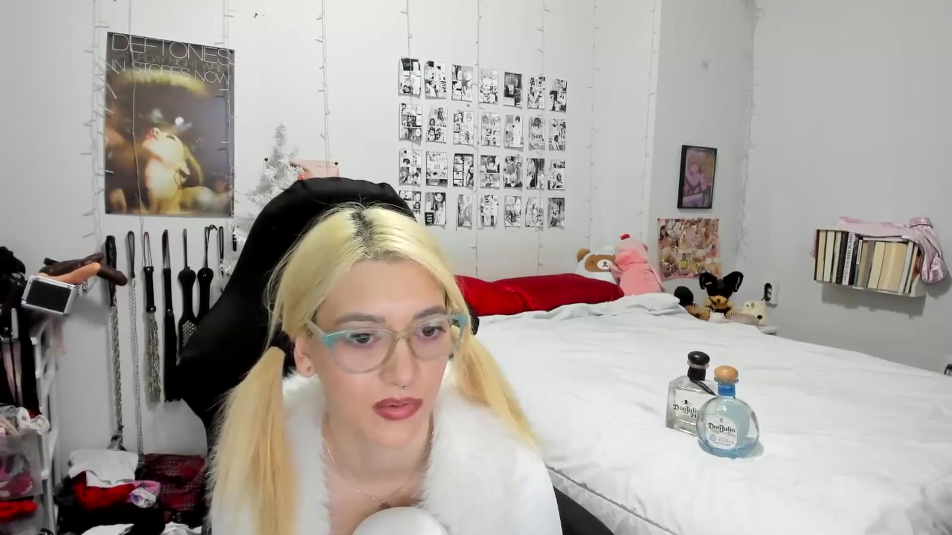 Gallery image thumbnail from AnnaTame's myfreecams stream on, 12/10/2025, 09:38 image 12 of 20