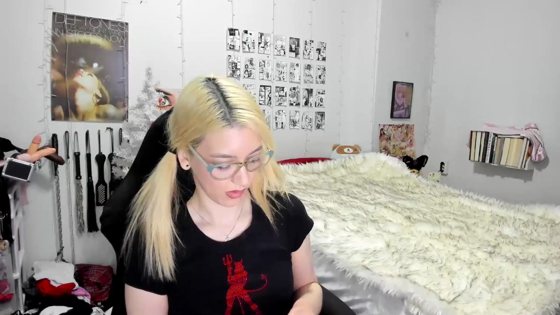 Gallery image thumbnail from AnnaTame's myfreecams stream on, 12/12/2025, 06:50 image 13 of 20