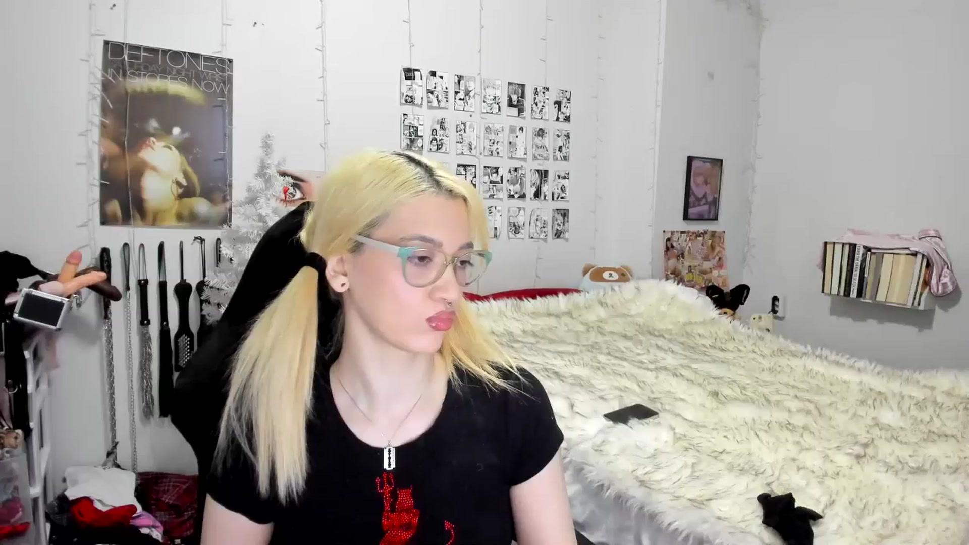 Gallery image thumbnail from AnnaTame's myfreecams stream on, 12/12/2025, 06:50 image 1 of 20