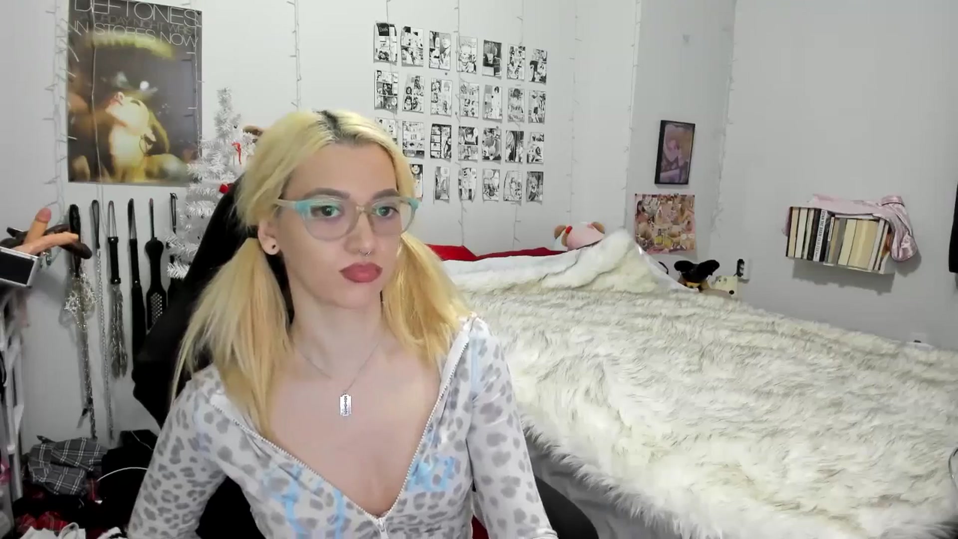 Gallery image thumbnail from AnnaTame's myfreecams stream on, 12/14/2025, 08:40 image 8 of 20