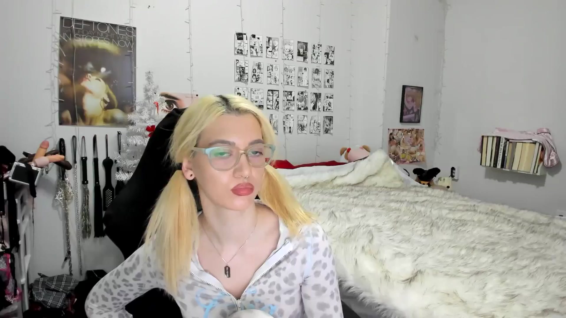 Gallery image thumbnail from AnnaTame's myfreecams stream on, 12/14/2025, 08:40 image 5 of 20