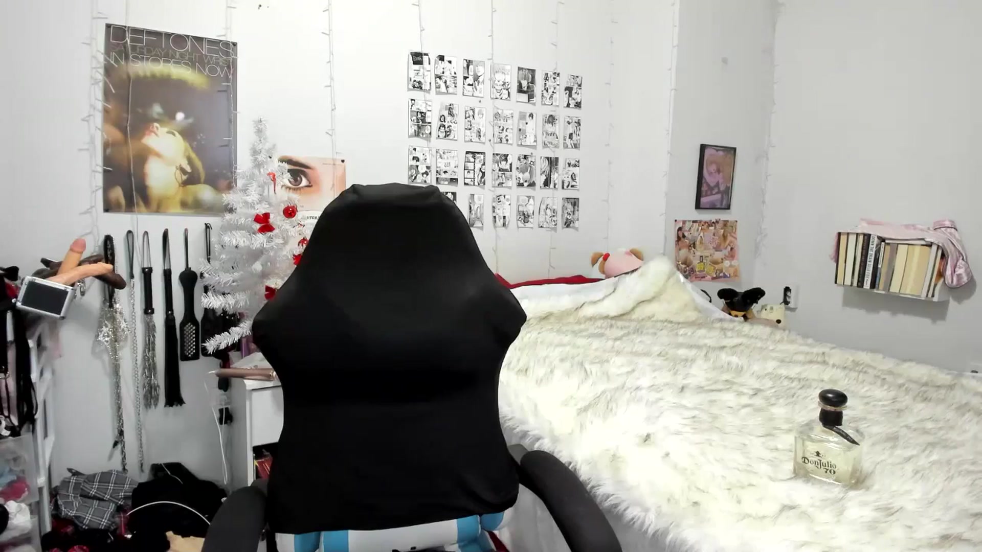 Gallery image thumbnail from AnnaTame's myfreecams stream on, 12/14/2025, 08:40 image 16 of 20