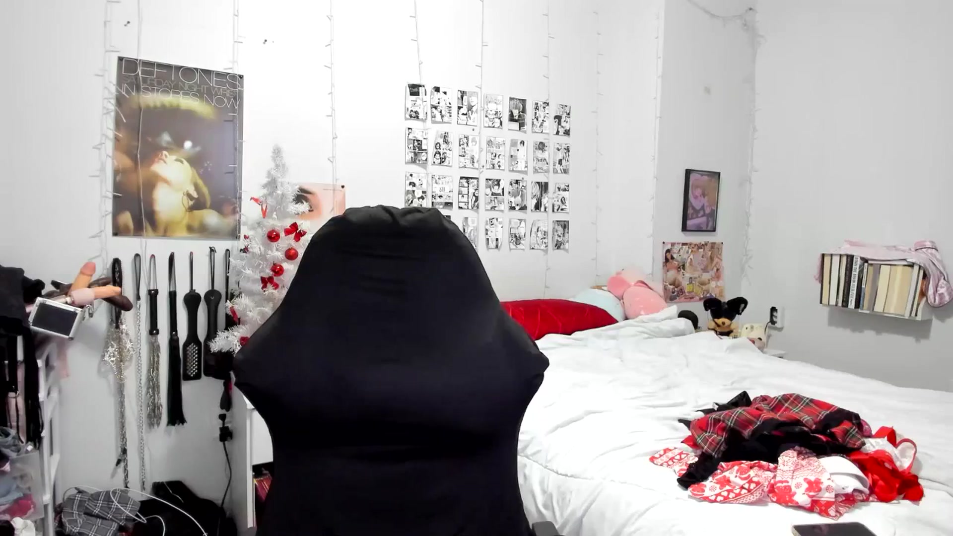 Gallery image thumbnail from AnnaTame's myfreecams stream on, 12/15/2025, 07:37 image 17 of 20