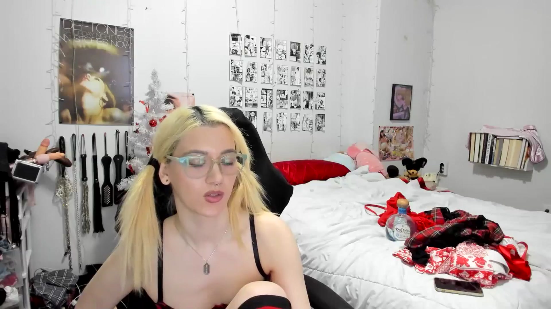 Gallery image thumbnail from AnnaTame's myfreecams stream on, 12/15/2025, 09:17 image 11 of 20