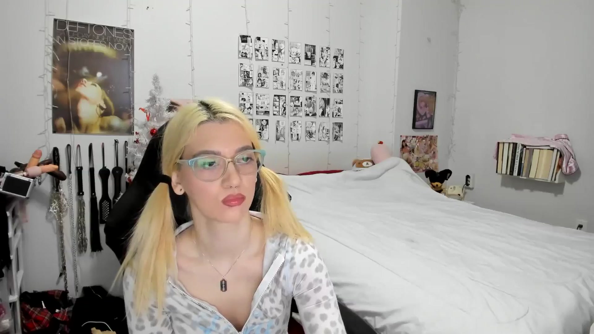Gallery image thumbnail from AnnaTame's myfreecams stream on, 12/16/2025, 05:28 image 2 of 20