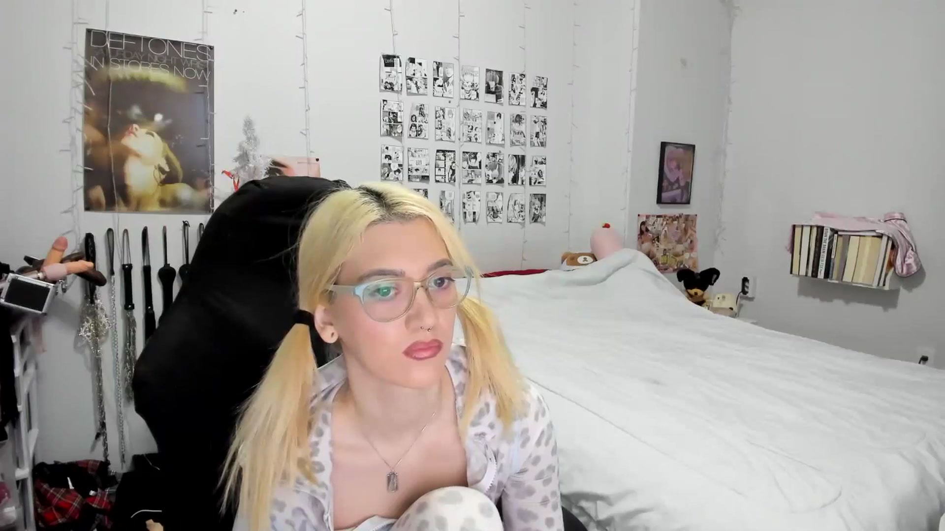 Gallery image thumbnail from AnnaTame's myfreecams stream on, 12/16/2025, 05:28 image 7 of 20