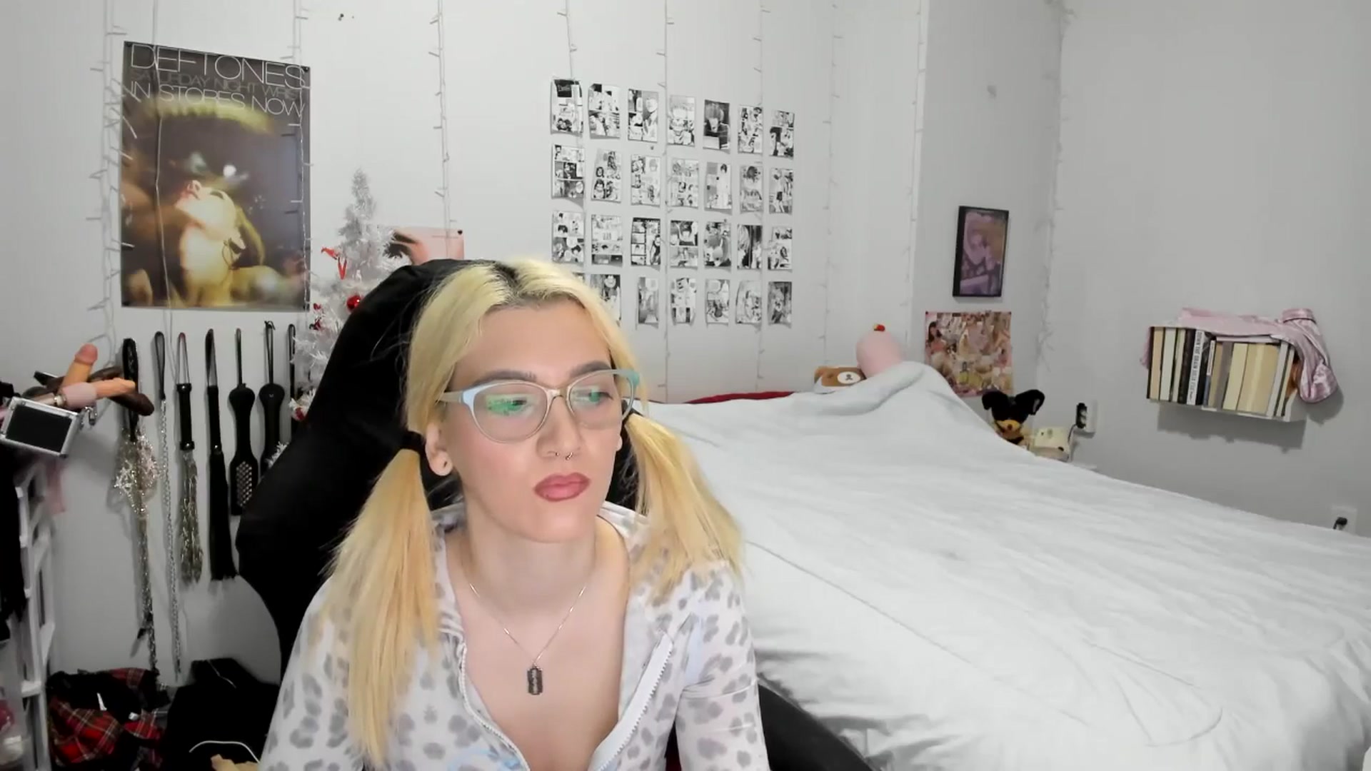 Gallery image thumbnail from AnnaTame's myfreecams stream on, 12/16/2025, 05:28 image 18 of 20