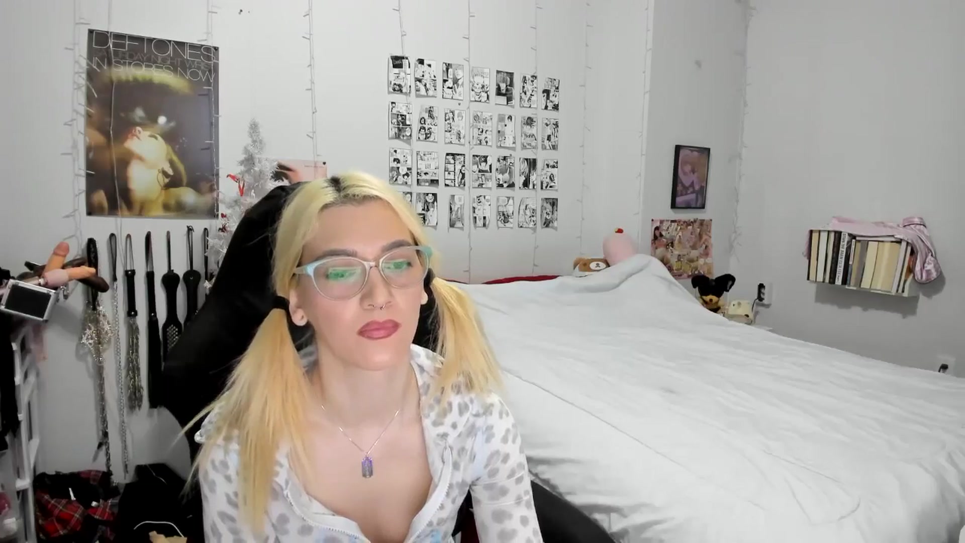 Gallery image thumbnail from AnnaTame's myfreecams stream on, 12/16/2025, 05:28 image 13 of 20