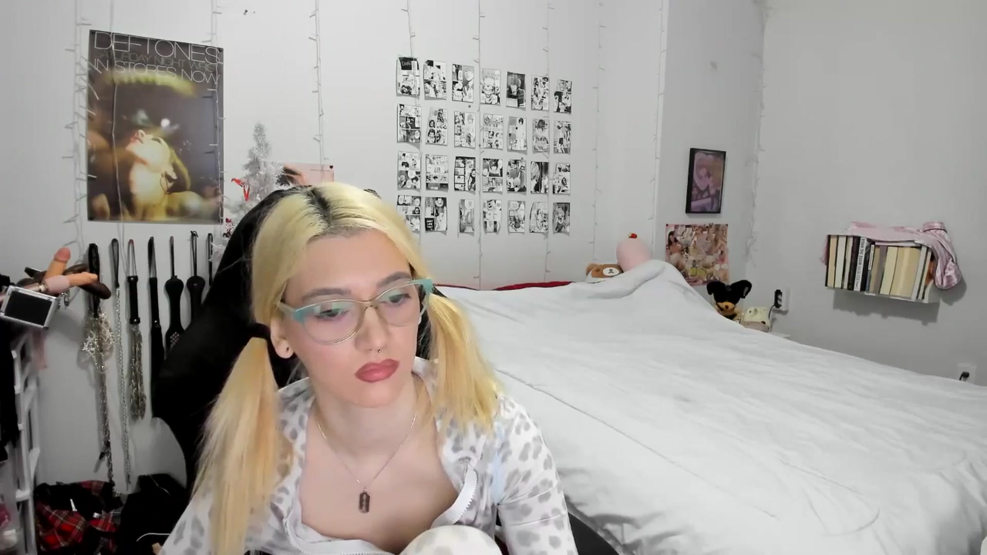 Gallery image thumbnail from AnnaTame's myfreecams stream on, 12/16/2025, 05:28 image 12 of 20