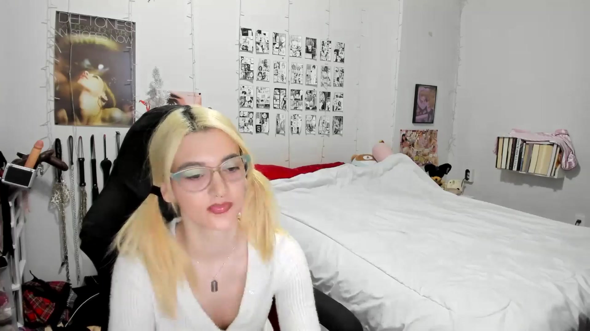 Gallery image thumbnail from AnnaTame's myfreecams stream on, 12/17/2025, 08:51 image 19 of 20