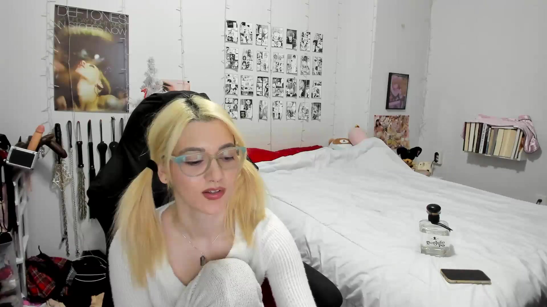 Gallery image thumbnail from AnnaTame's myfreecams stream on, 12/17/2025, 11:18 image 13 of 20