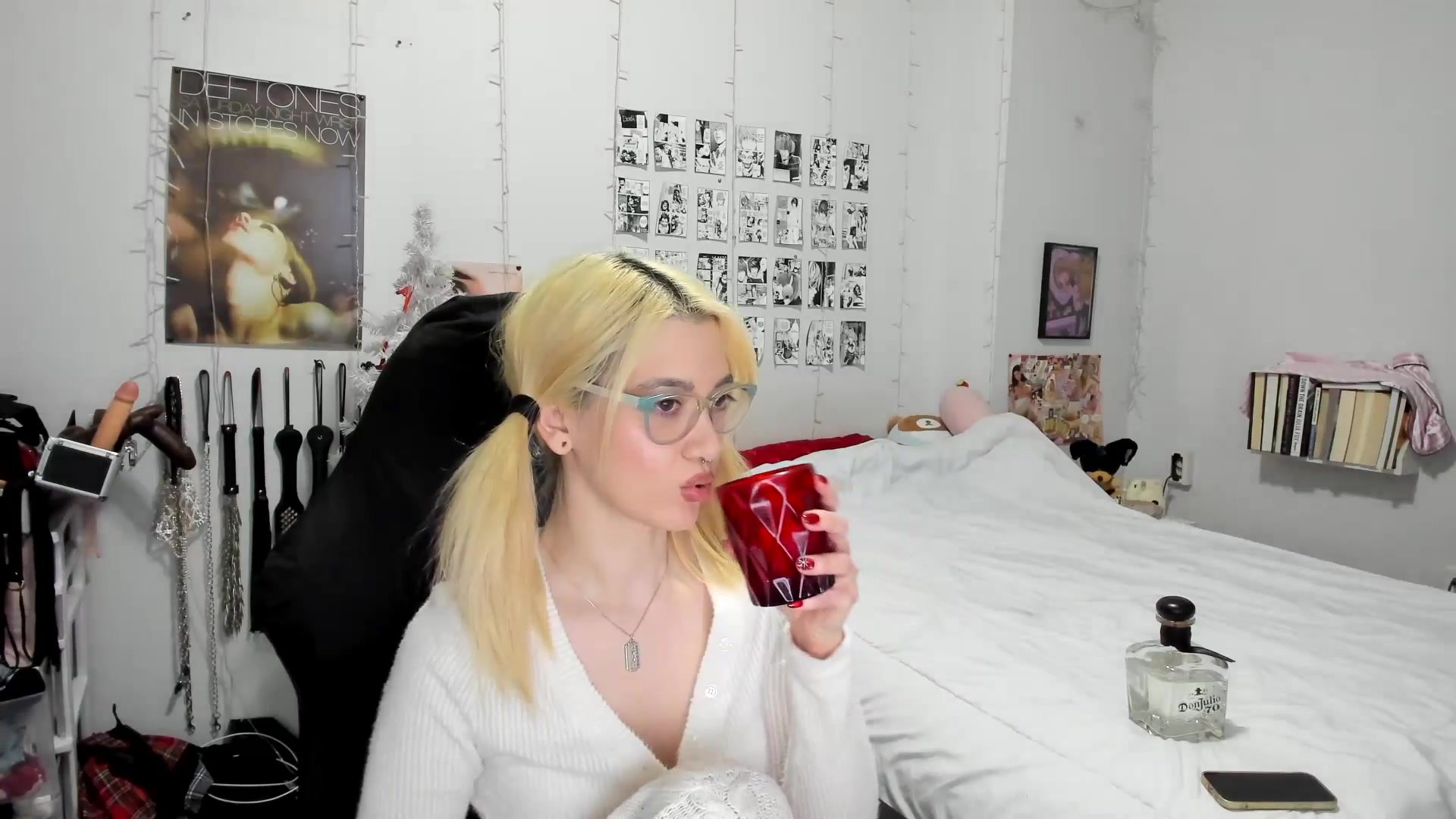 Gallery image thumbnail from AnnaTame's myfreecams stream on, 12/17/2025, 11:18 image 18 of 20