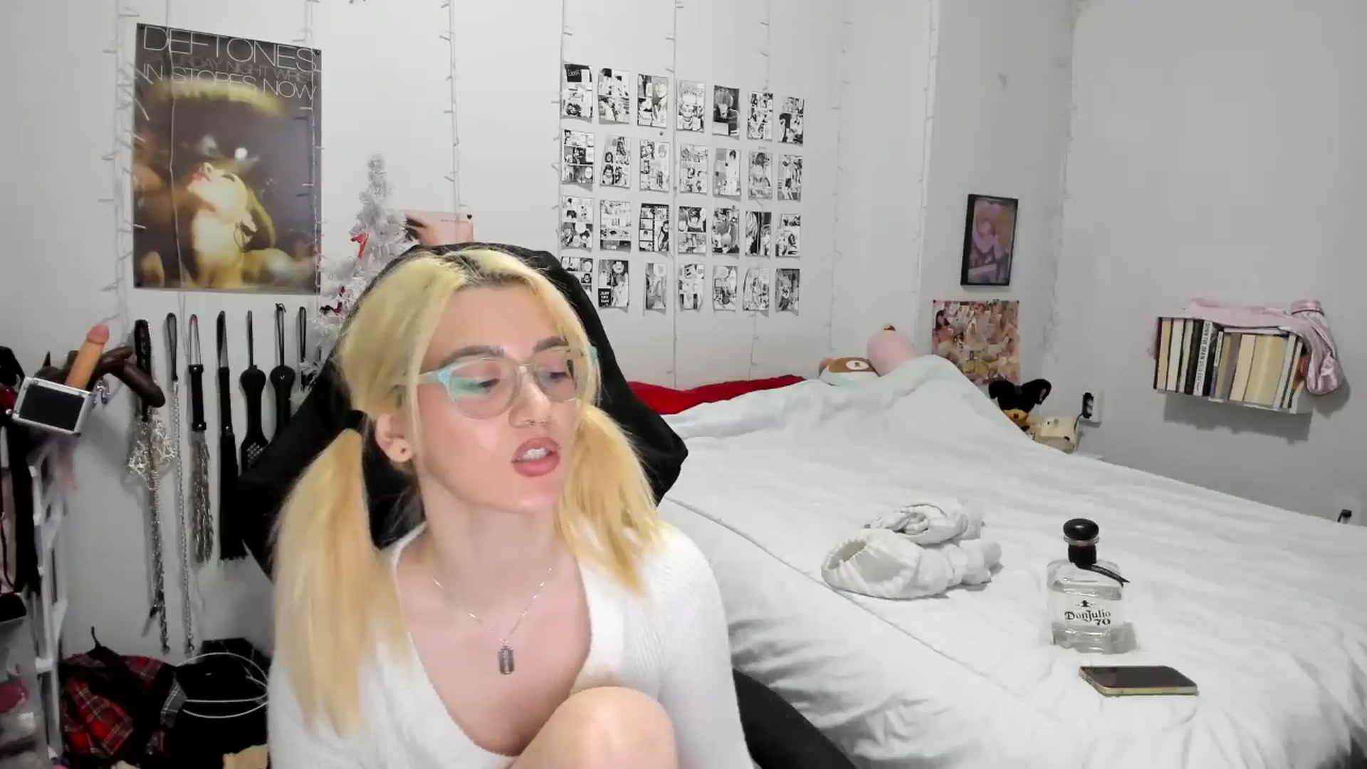 Gallery image thumbnail from AnnaTame's myfreecams stream on, 12/17/2025, 12:47 image 10 of 20