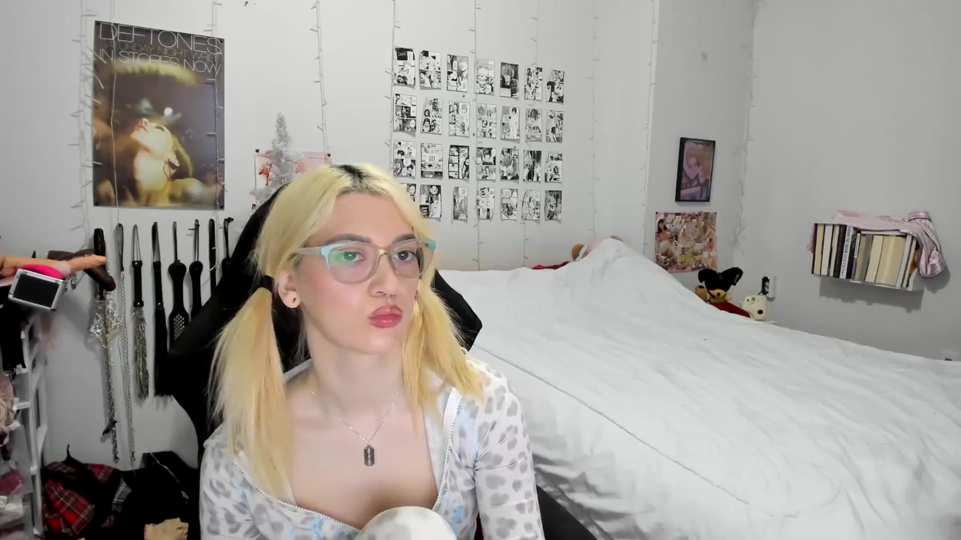 Gallery image thumbnail from AnnaTame's myfreecams stream on, 12/20/2025, 07:03 image 20 of 20