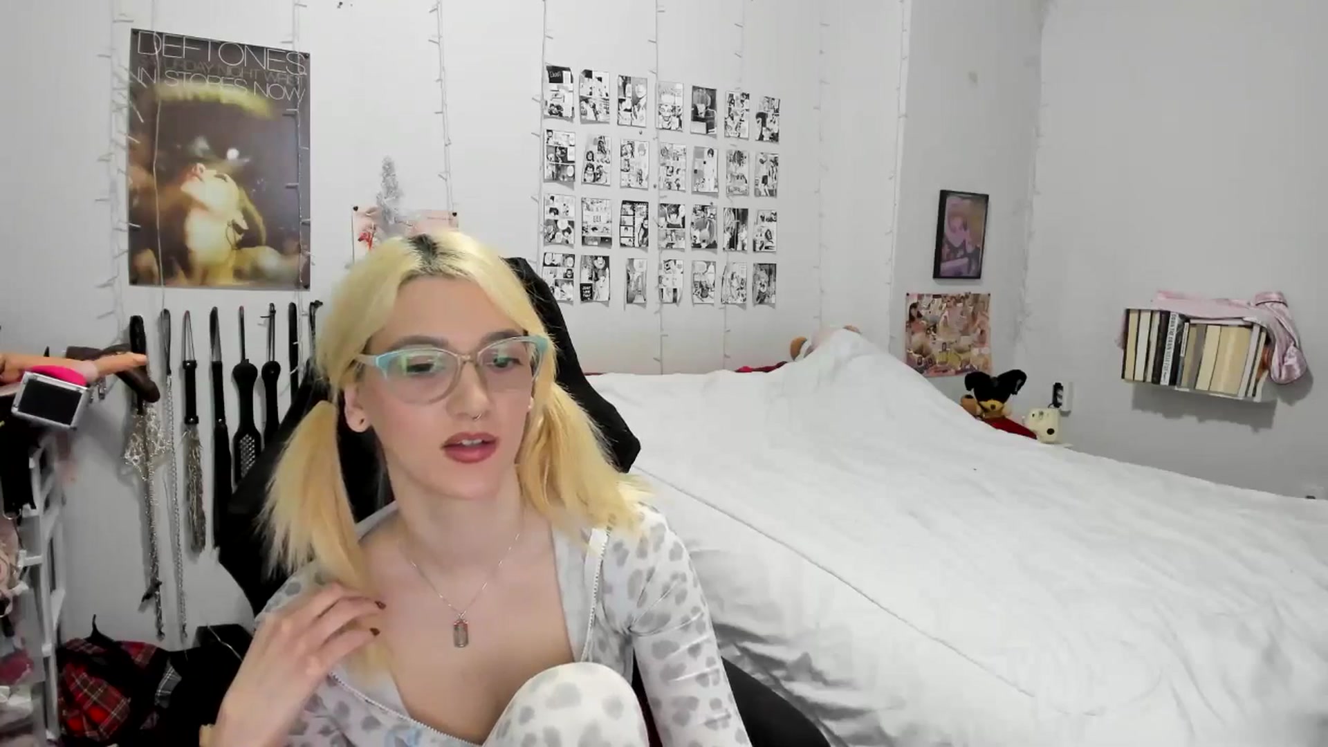 Gallery image thumbnail from AnnaTame's myfreecams stream on, 12/20/2025, 07:03 image 14 of 20