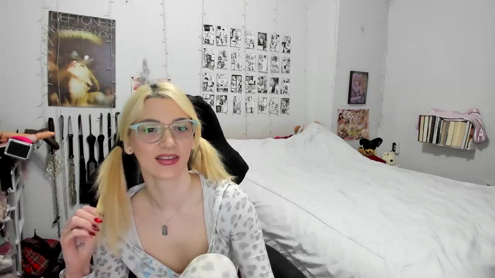 Gallery image thumbnail from AnnaTame's myfreecams stream on, 12/20/2025, 07:03 image 4 of 20