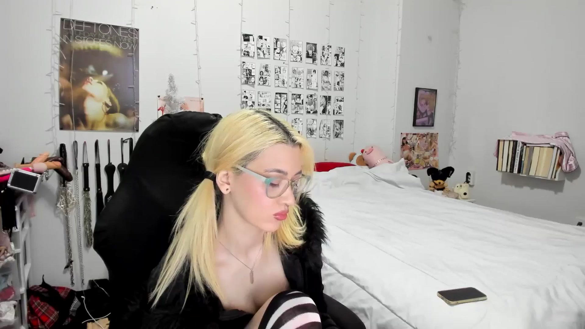 Gallery image thumbnail from AnnaTame's myfreecams stream on, 12/21/2025, 05:05 image 7 of 20
