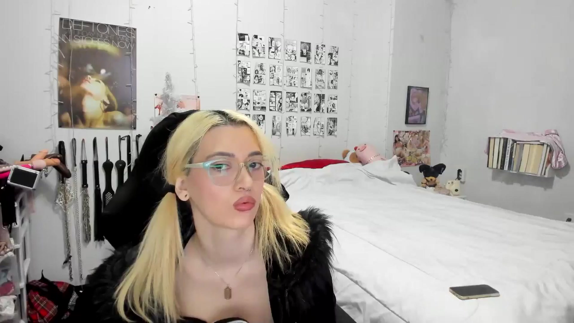 Gallery image thumbnail from AnnaTame's myfreecams stream on, 12/21/2025, 05:05 image 12 of 20