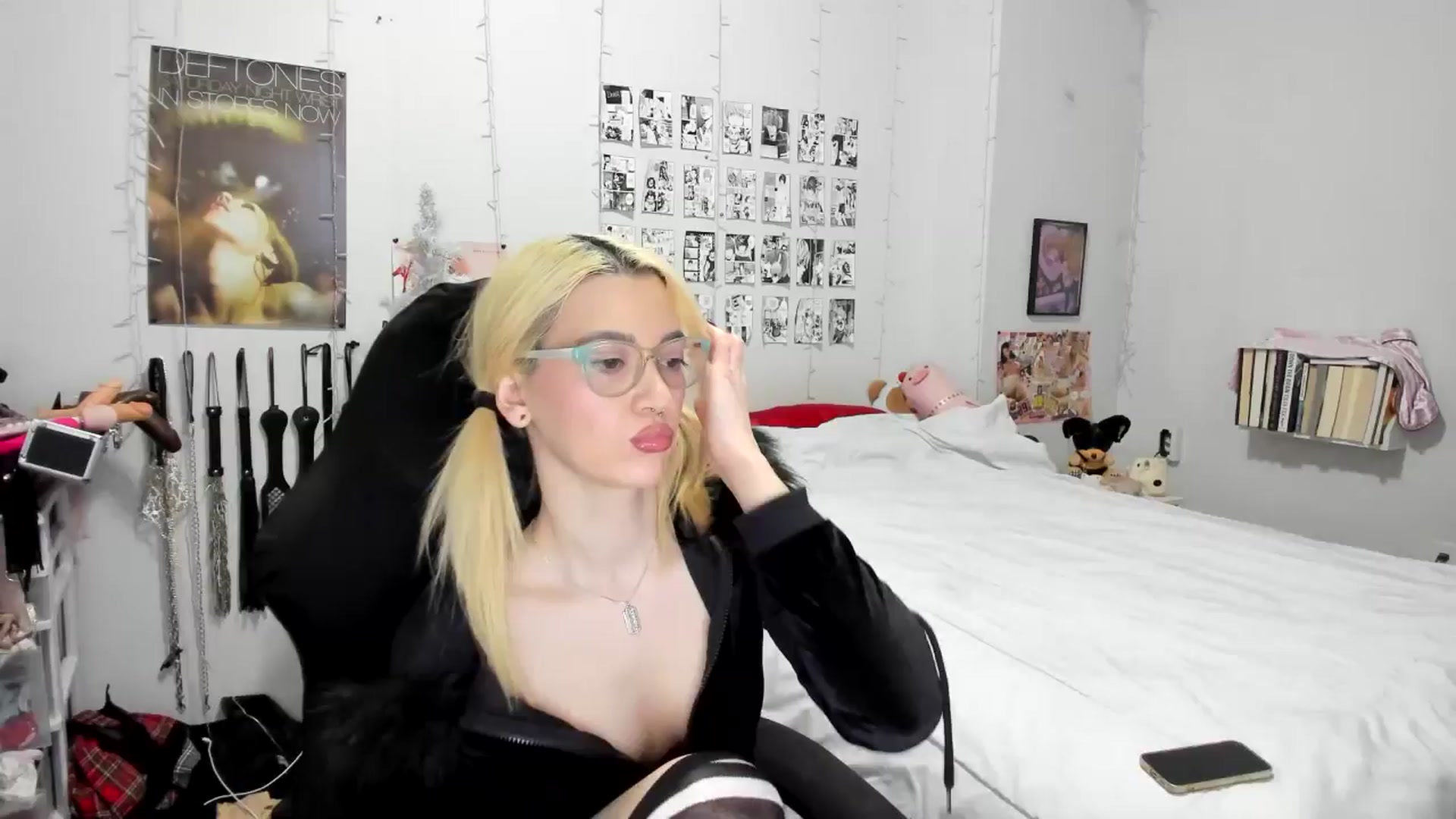 Gallery image thumbnail from AnnaTame's myfreecams stream on, 12/21/2025, 05:05 image 1 of 20