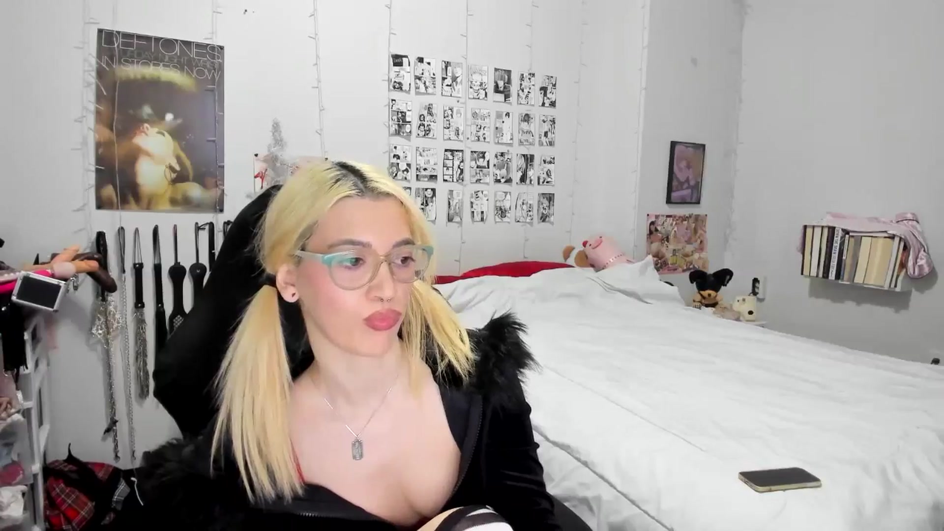 Gallery image thumbnail from AnnaTame's myfreecams stream on, 12/21/2025, 05:21 image 16 of 20