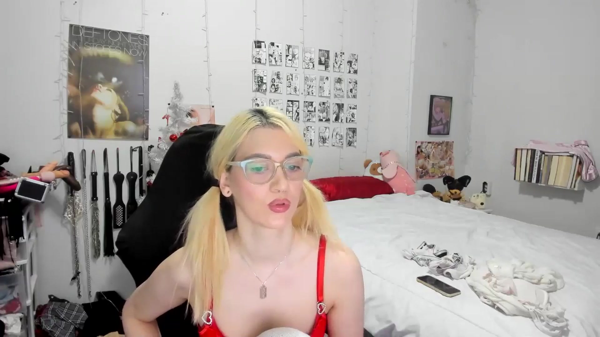 Gallery image thumbnail from AnnaTame's myfreecams stream on, 12/22/2025, 04:41 image 3 of 20