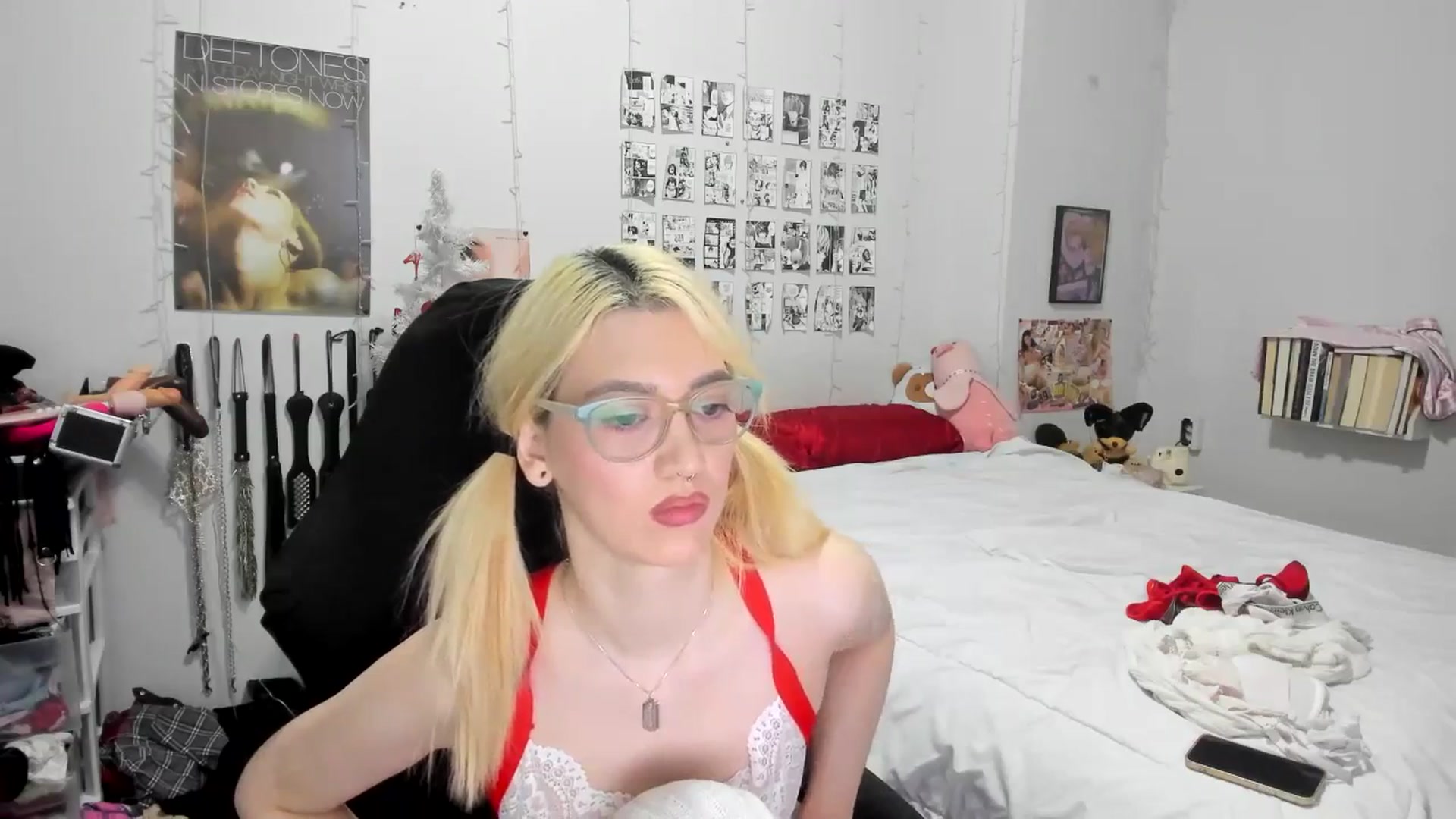Gallery image thumbnail from AnnaTame's myfreecams stream on, 12/22/2025, 05:09 image 7 of 20