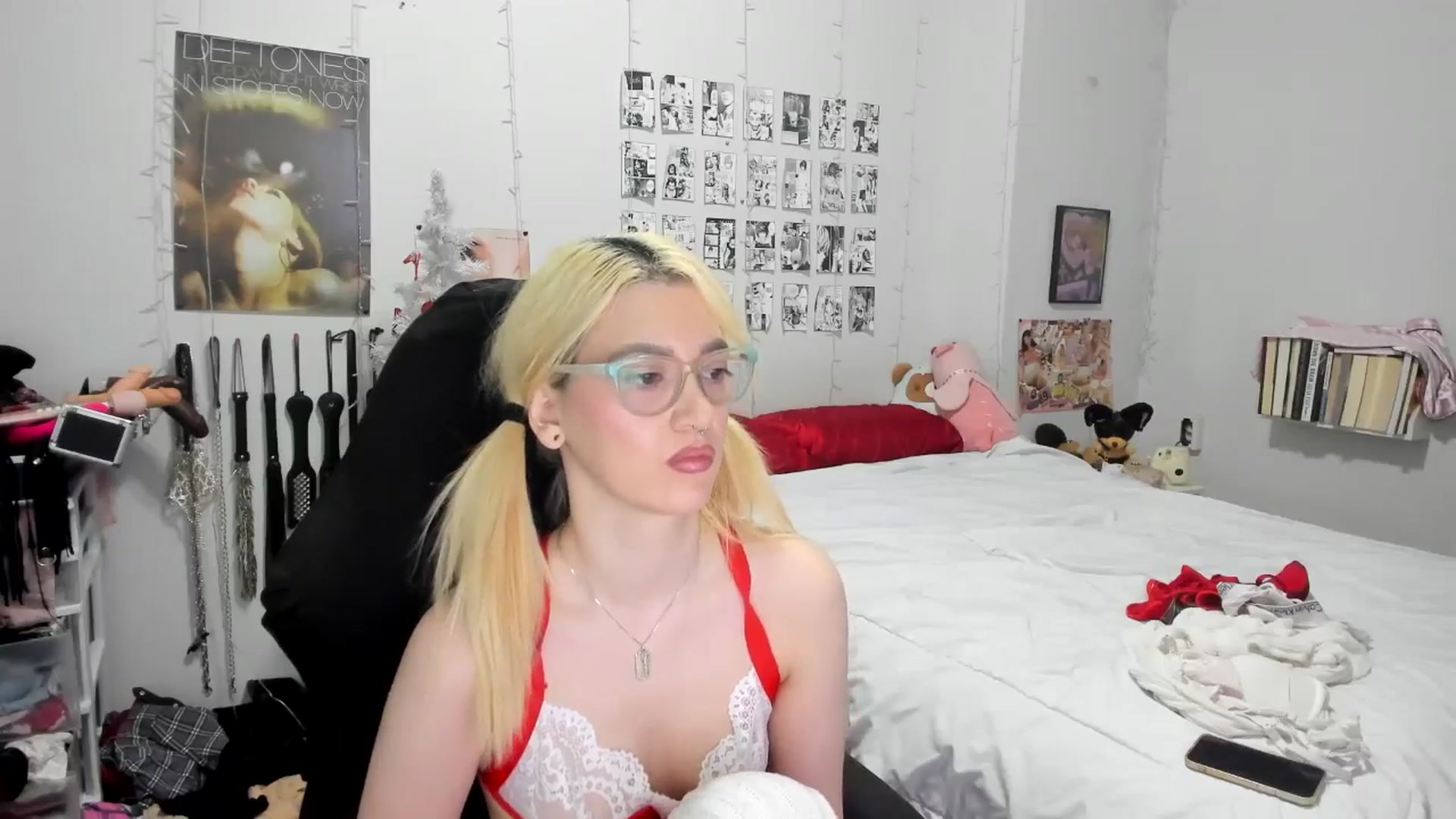 Gallery image thumbnail from AnnaTame's myfreecams stream on, 12/22/2025, 05:09 image 10 of 20
