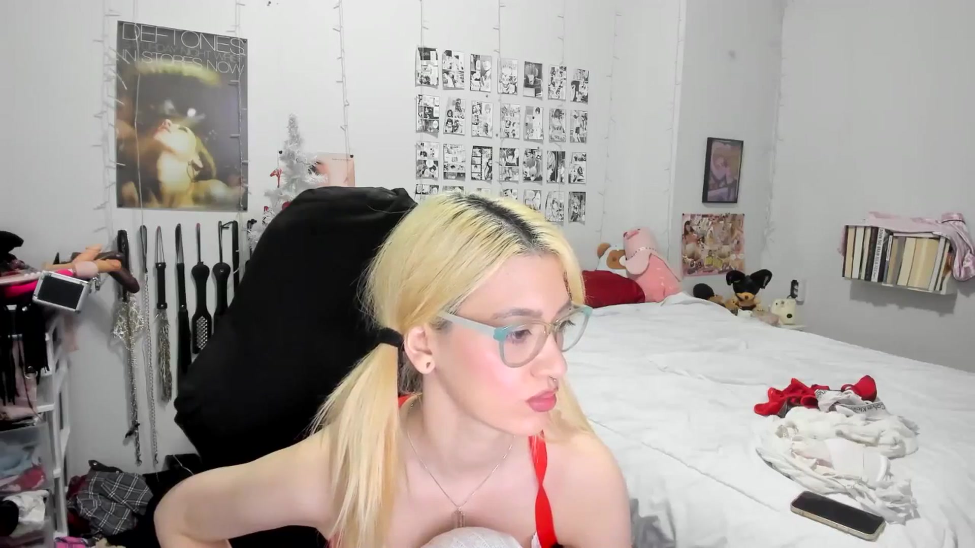 Gallery image thumbnail from AnnaTame's myfreecams stream on, 12/22/2025, 05:09 image 14 of 20